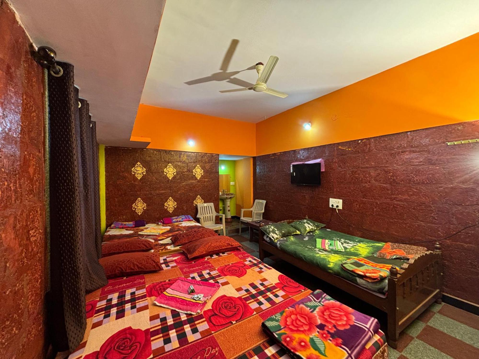 Dandeli Nakadi Home Stay Exterior foto